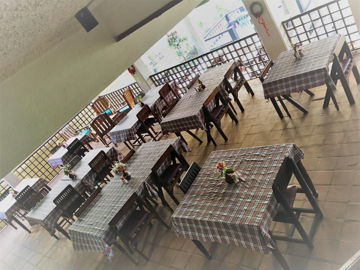 Dephani Beach Hotel Negombo Eksteriør billede